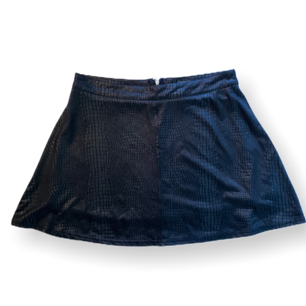 Swooy Crocodile Embossed A-Line Skirt